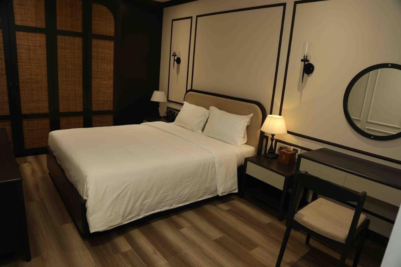 Khach San Robin Gia Nghia Hotel Buitenkant foto