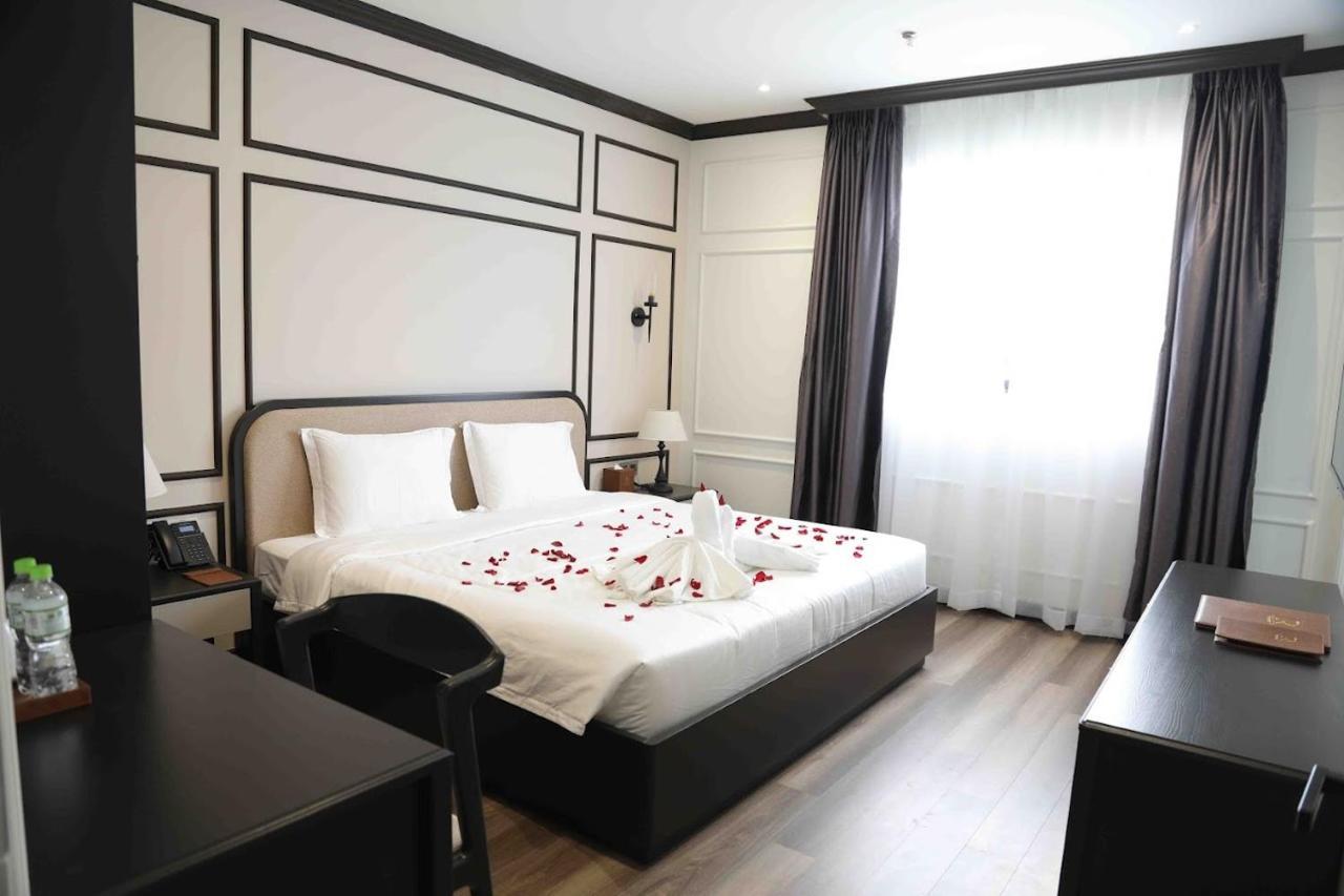 Khach San Robin Gia Nghia Hotel Buitenkant foto