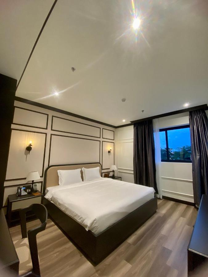 Khach San Robin Gia Nghia Hotel Buitenkant foto