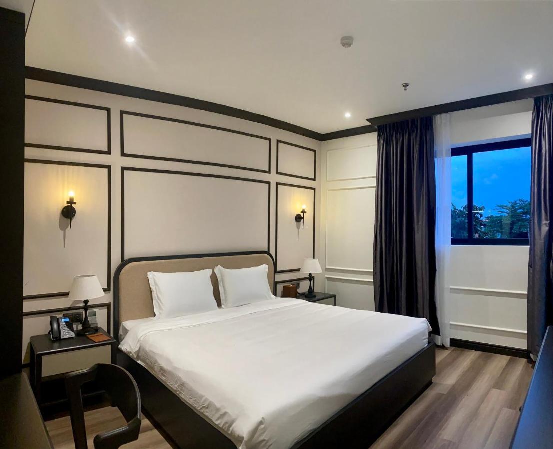 Khach San Robin Gia Nghia Hotel Buitenkant foto