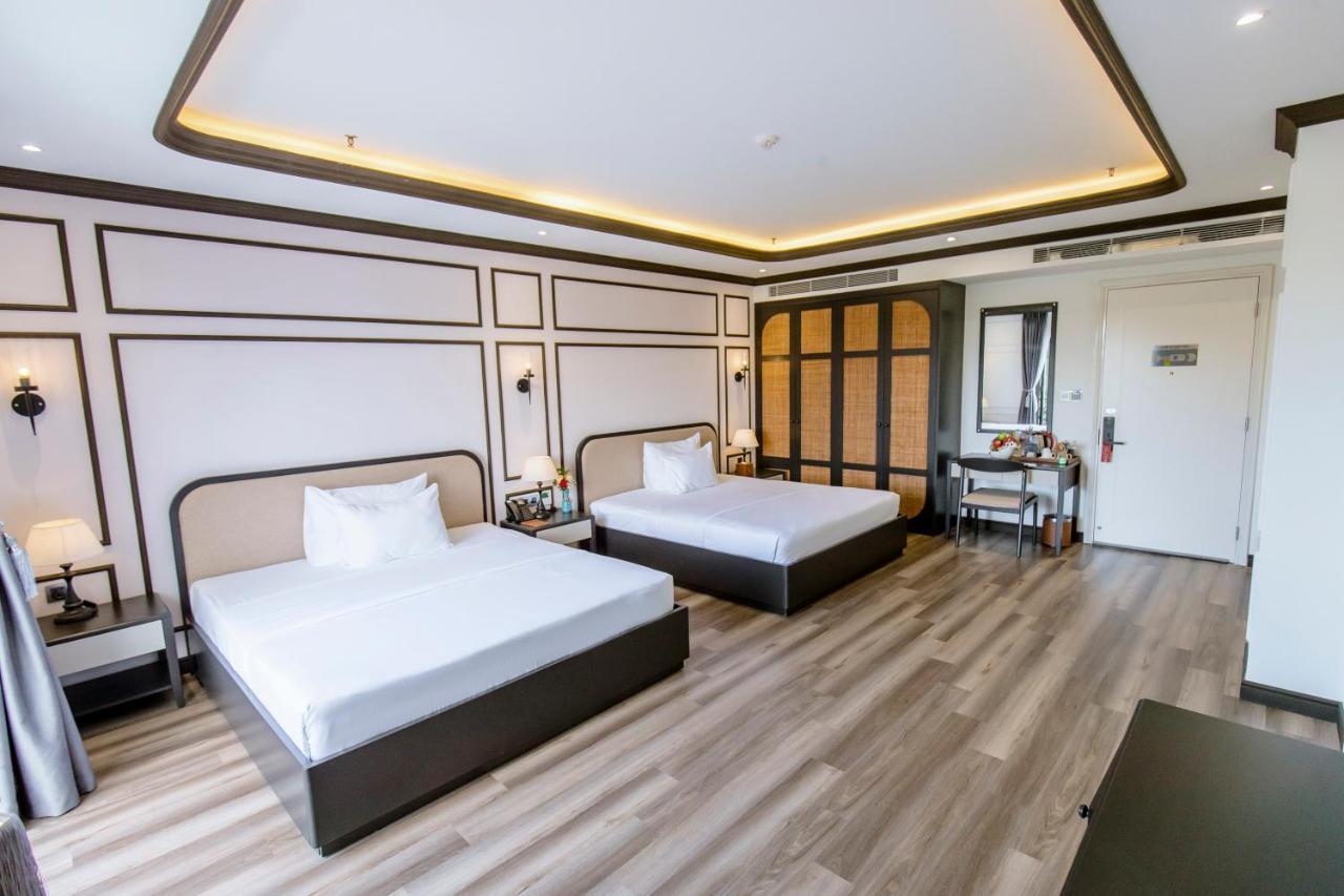 Khach San Robin Gia Nghia Hotel Buitenkant foto