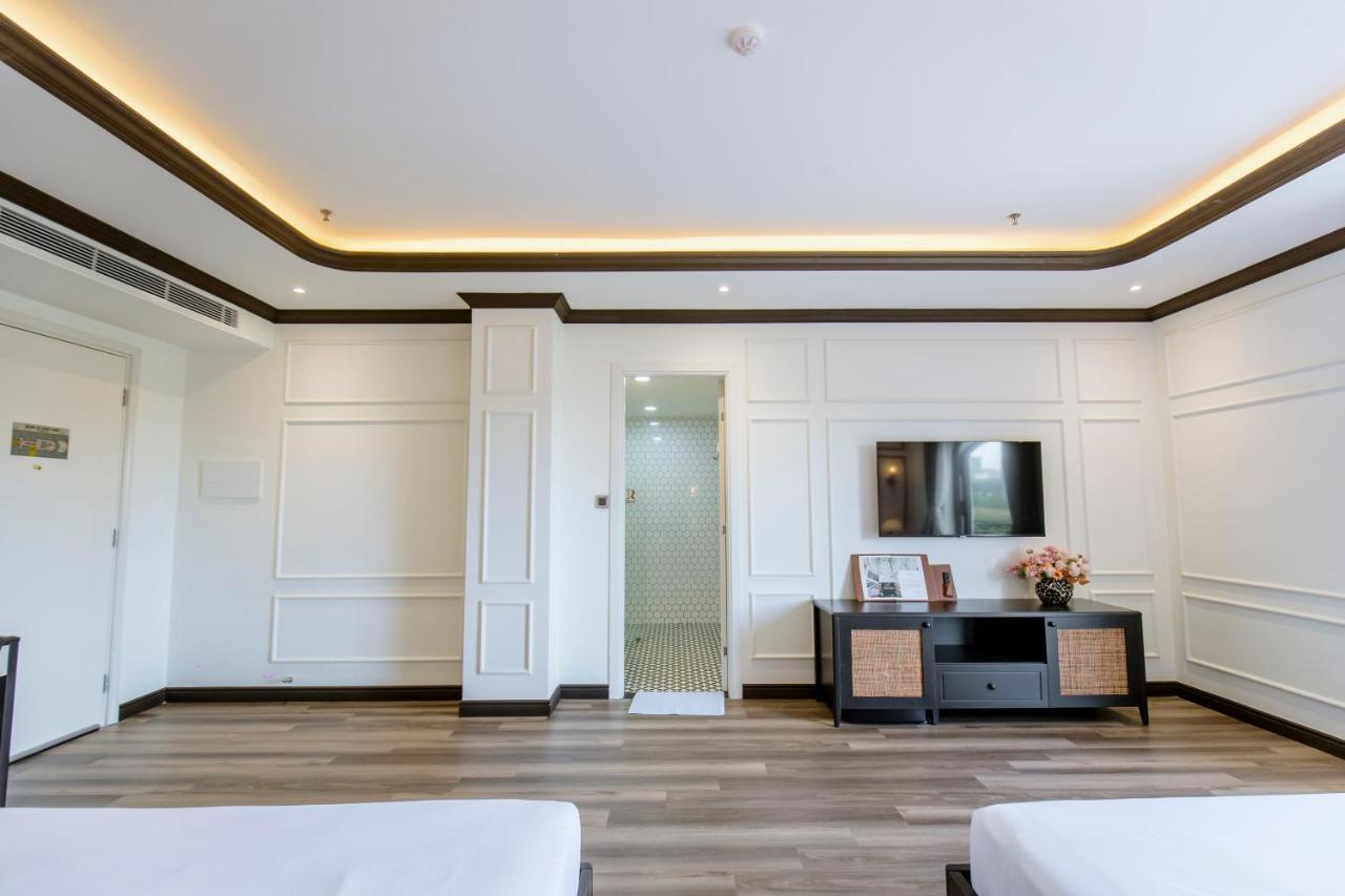 Khach San Robin Gia Nghia Hotel Buitenkant foto