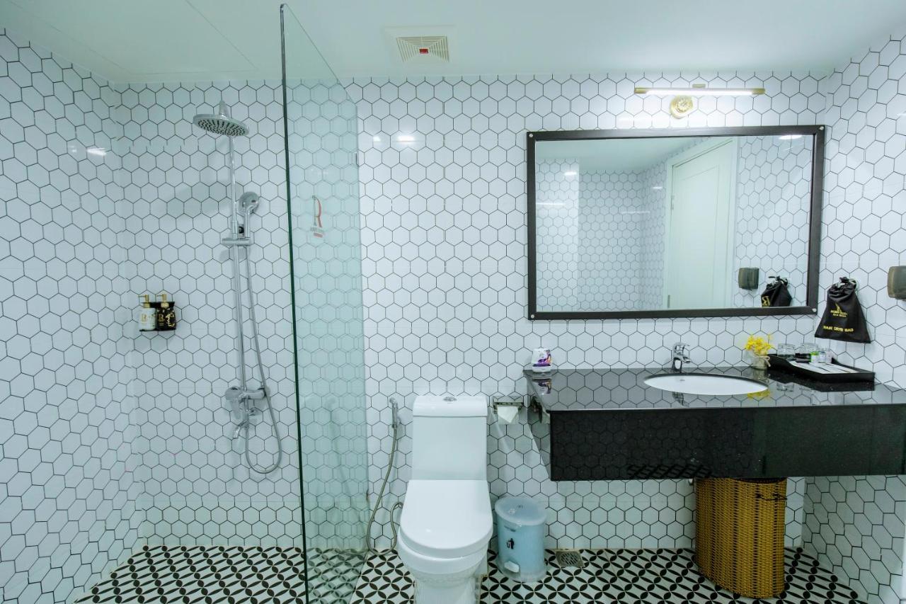 Khach San Robin Gia Nghia Hotel Buitenkant foto